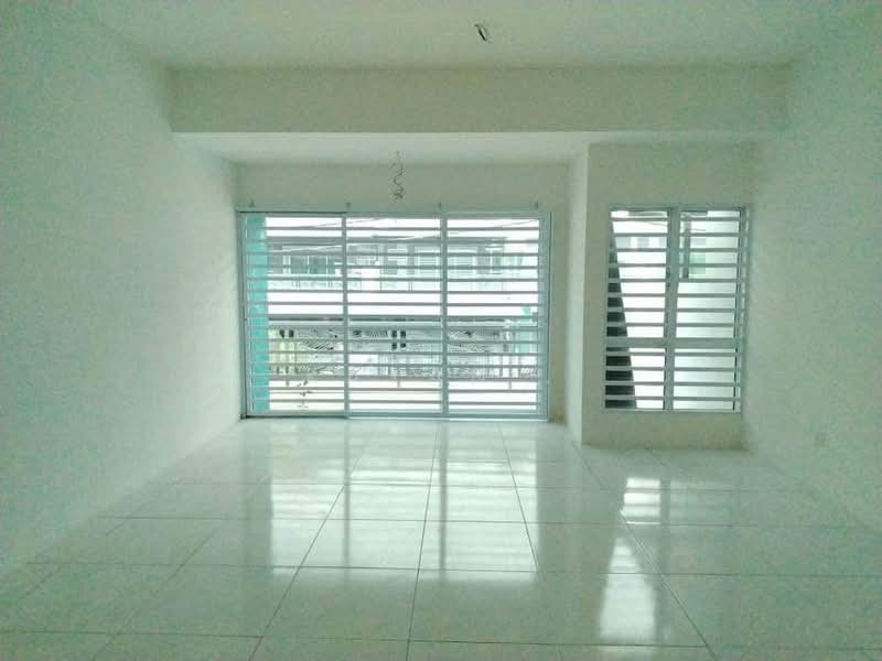 Rumah Teres 2 Tingkat untuk Dijual di Lahat (Perak) - Kayan . - Living Room - PropertyGuru.com.my