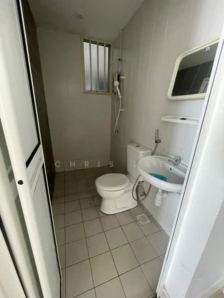 Kondominium untuk Disewa di Simfoni 1 - Chris Lee - Bathroom - PropertyGuru.com.my