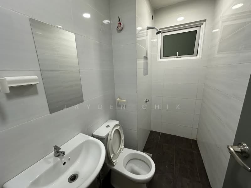 Condominium for Sale at Lavender Residences - Jayden Chik - Bathroom - PropertyGuru.com.my