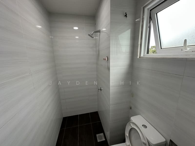 Condominium for Sale at Lavender Residences - Jayden Chik - Bathroom - PropertyGuru.com.my
