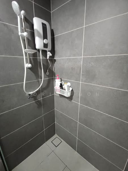 Service Residence for Rent at The Glenz @ Glenmarie - Adrian Goh - Bathroom - PropertyGuru.com.my