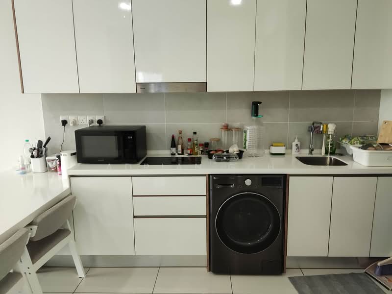 Service Residence for Rent at The Glenz @ Glenmarie - Adrian Goh - Kitchen - PropertyGuru.com.my