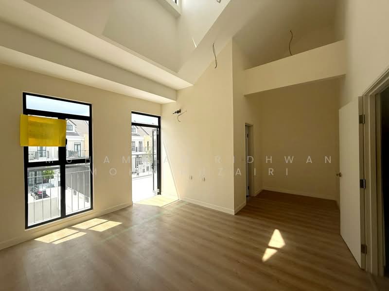 Rumah Teres 2 Tingkat untuk Dijual di Sunsuria City (Dengkil) - Muhammad Ridhwan Mohd Huzairi - Living Room - PropertyGuru.com.my