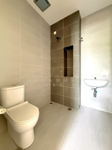 Rumah Teres 2 Tingkat untuk Dijual di Sunsuria City (Dengkil) - Muhammad Ridhwan Mohd Huzairi - Bathroom - PropertyGuru.com.my