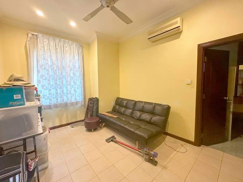 Rumah Berkembar untuk Dijual di Tropicana Golf & Country Resort (Tropicana) - Vincent Liaw - Living Room - PropertyGuru.com.my
