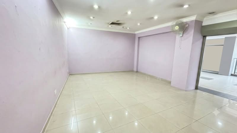 Retail Space for Sale in KLCC (KL City Centre) - Andrew Chng - Interior - PropertyGuru.com.my