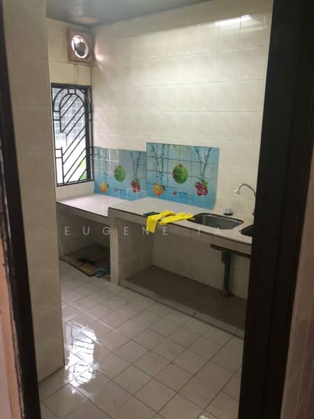 2-storey Terraced House for Sale in Subang Jaya (Selangor) - Eugene Tan - Kitchen - PropertyGuru.com.my