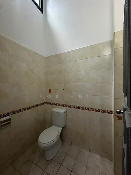 2-storey Terraced House for Sale in Austin Perdana (Tebrau) - Kok Hui - Bathroom - PropertyGuru.com.my