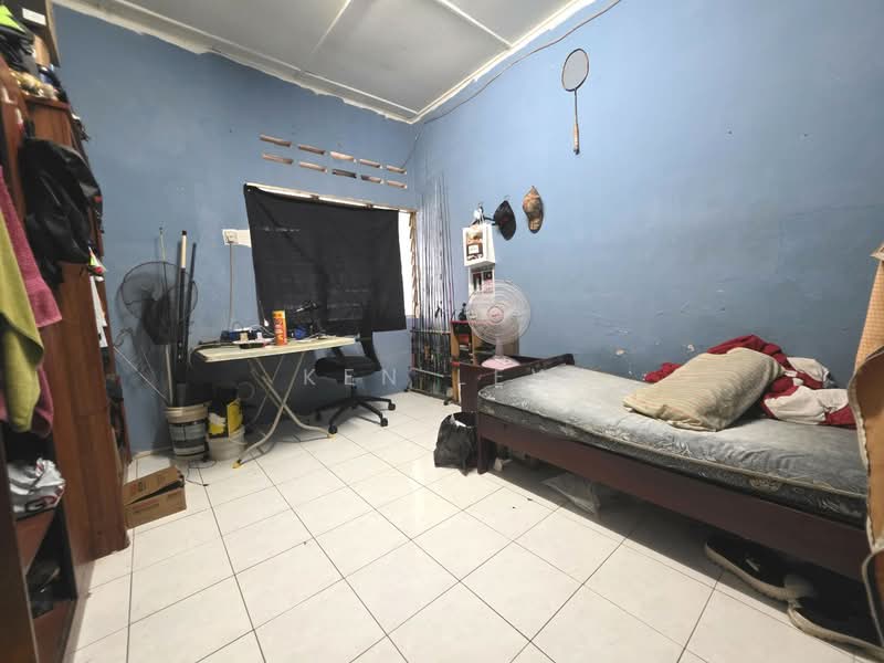 1-storey Terraced House for Sale in Taman Maluri (Cheras) - Ken Lew - Bedroom - PropertyGuru.com.my