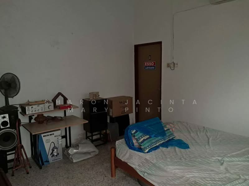 Rumah Teres untuk Dijual di Taman Chip Aik (Seremban) - Sharon Jacinta Mary Pinto - Bedroom - PropertyGuru.com.my