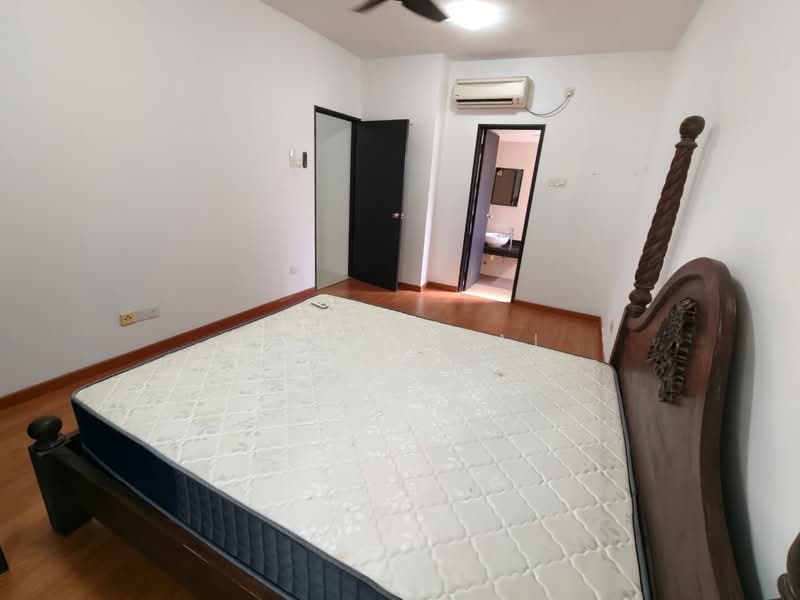 Pangsapuri untuk Dijual di Larkin Residence (Phase Three) - Jack Chai - PropertyGuru.com.my