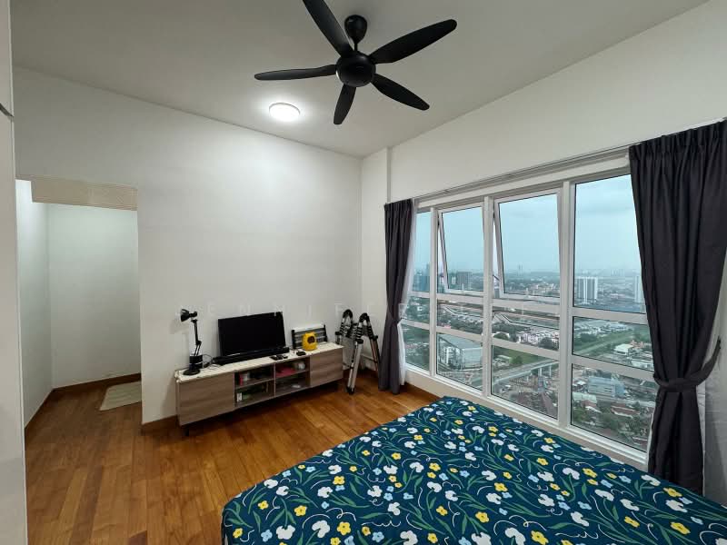 Service Residence for Rent at TriTower Residence @ Johor Bahru Sentral - Jennifer Tee - Bedroom - PropertyGuru.com.my