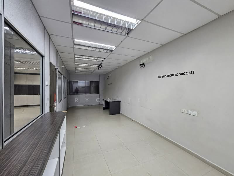 Kedai untuk Dijual di Taman Mount Austin (Tebrau) - Ryon Teh - Interior - PropertyGuru.com.my