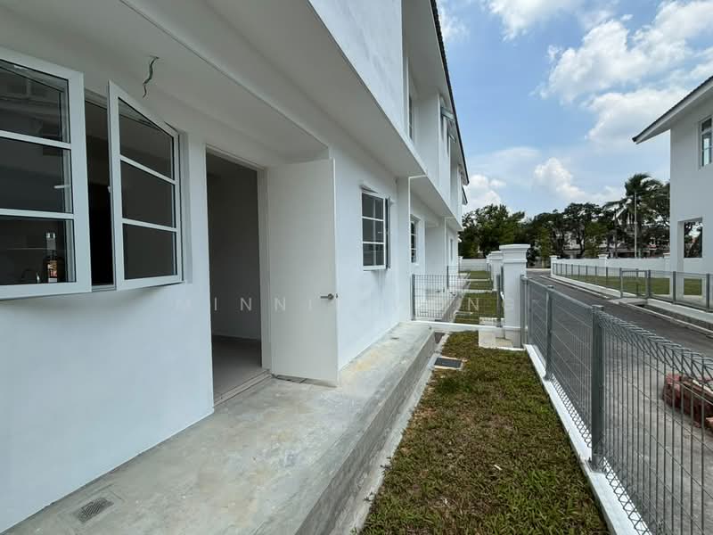 2-storey Terraced House for Sale in Anggun (Rawang) - Minnie Wong - Exterior - PropertyGuru.com.my