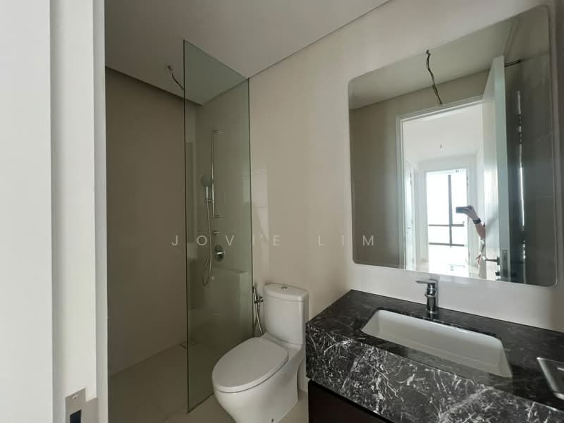 Servis Apartment untuk Disewa di Pavilion Damansara Heights, Windsor Suites - Jovie Lim - Bathroom - PropertyGuru.com.my