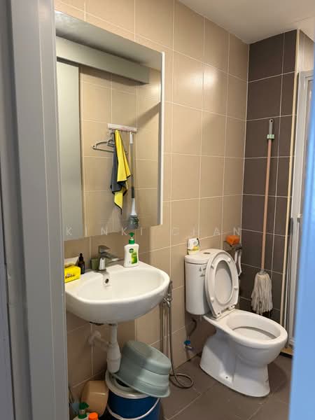Service Residence for Sale at Serviced Residence @ Razak City Residences (RC Residences) - KINKI CHAN - Bathroom - PropertyGuru.com.my