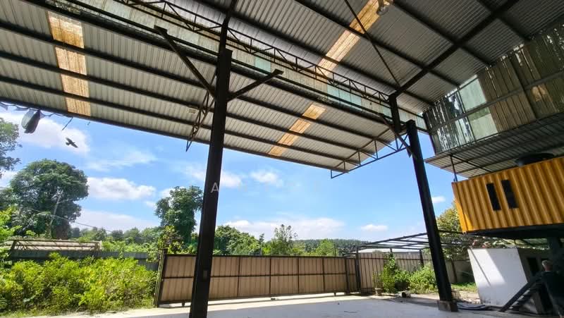 Gudang untuk Disewa di Kampung Baru Ban Foo (Ulu Tiram) - Janice . - PropertyGuru.com.my