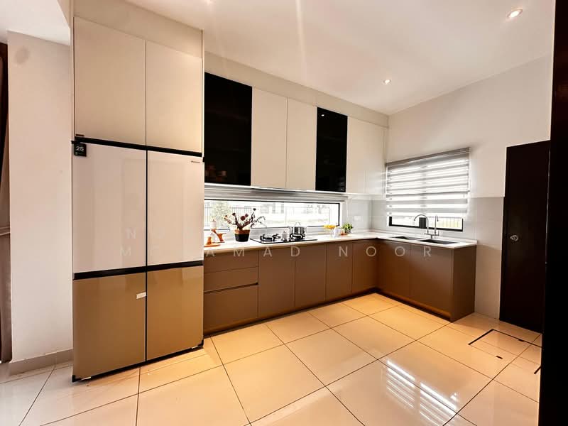 2-storey Terraced House for Sale in Sungai Buloh (Selangor) - Noor Hidayah Mohamad Noor - Kitchen - PropertyGuru.com.my