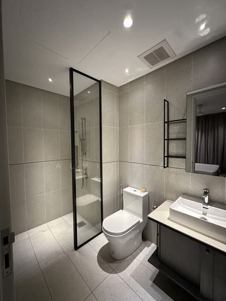Servis Apartment untuk Disewa di Millerz Square Serviced Residence - Alvin Lee - Bathroom - PropertyGuru.com.my