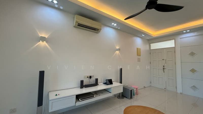Pangsapuri untuk Dijual di Medan Lumba Kuda - Vivien Cheah - Living Room - PropertyGuru.com.my