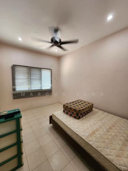 Rumah Teres 2 Tingkat untuk Dijual di Taman Desa Tambun (Tambun) - Marcus Seng - Bedroom - PropertyGuru.com.my