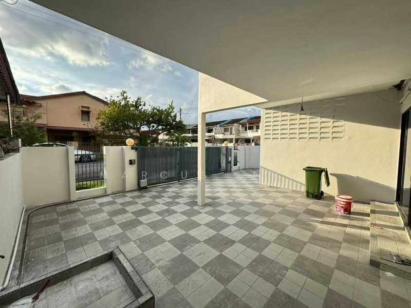 2-storey Terraced House for Sale in Taman Ipoh Selatan (Ipoh) - Marcus Seng - Exterior - PropertyGuru.com.my