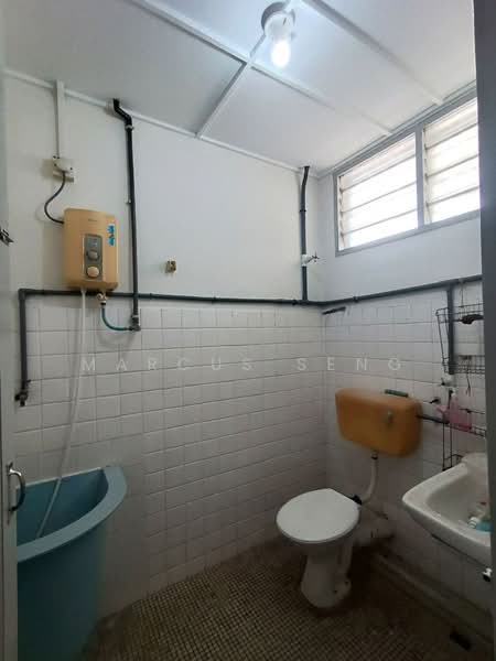 2-storey Terraced House for Sale in Taman Ipoh Selatan (Ipoh) - Marcus Seng - Bathroom - PropertyGuru.com.my