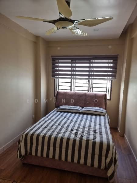 Pangsapuri untuk Dijual di Bayu Puteri - Edmund Loh - Bedroom - PropertyGuru.com.my