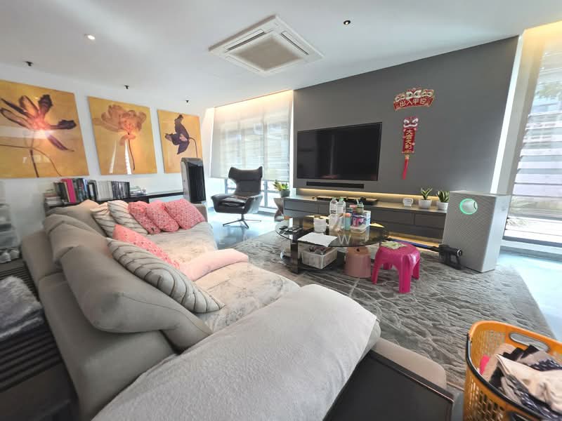 Rumah Teres 3 Tingkat untuk Dijual di Taman Desa Aman (Cheras) - Ken Lew - Living Room - PropertyGuru.com.my