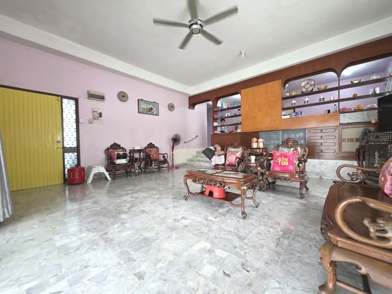 Bungalow House untuk Dijual di Taman Taynton View (Cheras) - Ken Lew - Living Room - PropertyGuru.com.my