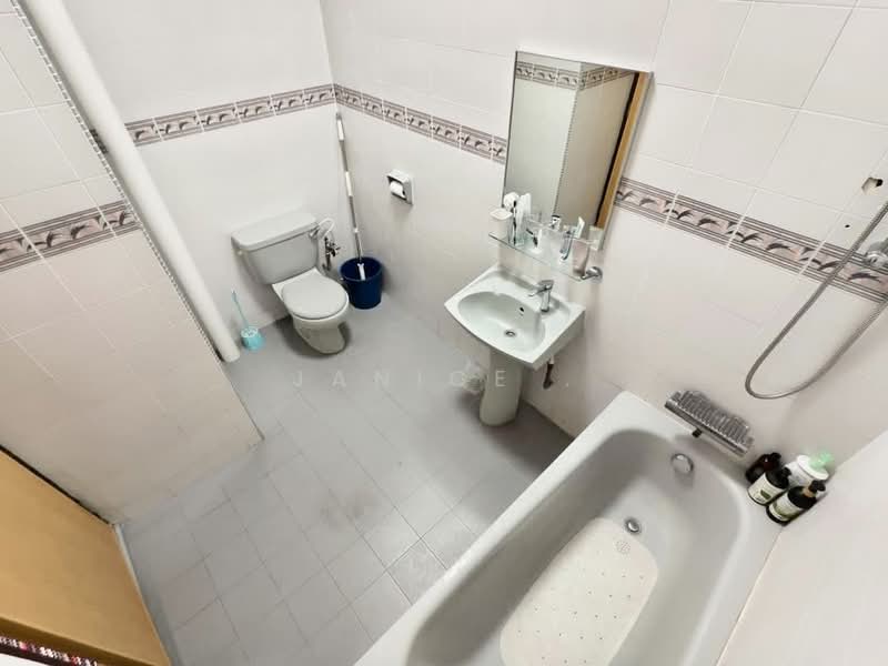 Rumah Berkembar untuk Dijual di Taman Johor Jaya (Johor Bahru) - Janice . - PropertyGuru.com.my