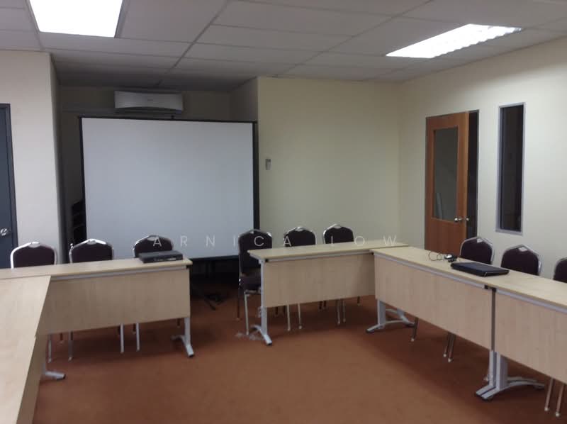 Office for Sale in Bandar Putra Permai (Seri Kembangan) - Arnica Low - PropertyGuru.com.my