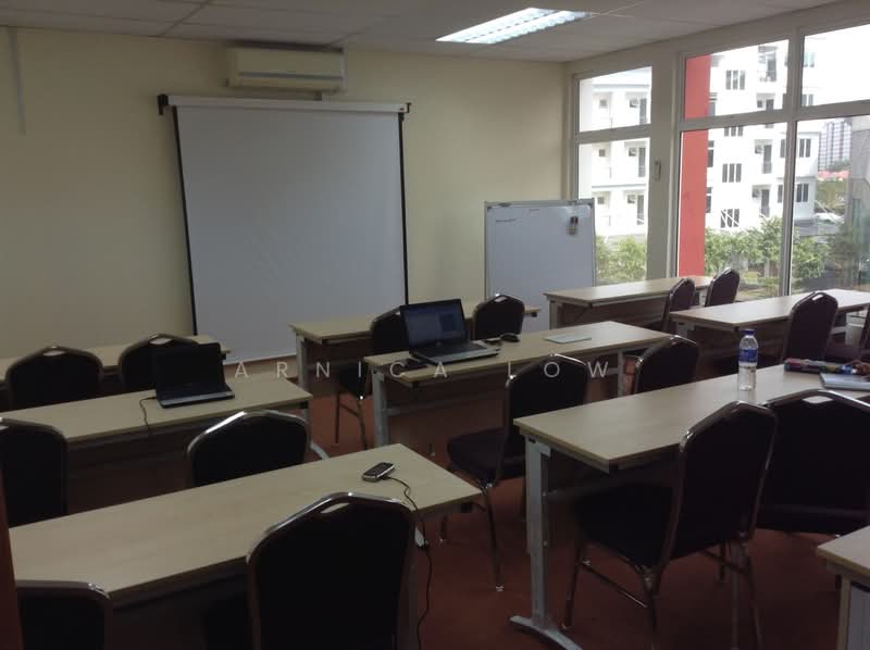 Office for Sale in Bandar Putra Permai (Seri Kembangan) - Arnica Low - PropertyGuru.com.my