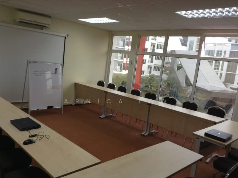 Office for Sale in Bandar Putra Permai (Seri Kembangan) - Arnica Low - PropertyGuru.com.my