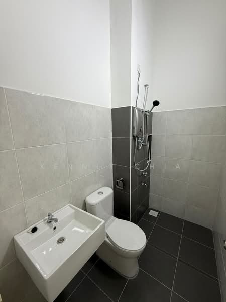 1-storey Terraced House for Rent in Kulai (Johor) - Kennly Chia - Bathroom - PropertyGuru.com.my