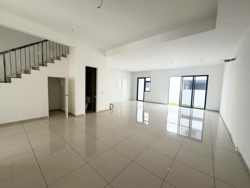 Rumah Teres 2 Tingkat untuk Dijual di Taman Ekoflora (Johor Bahru) - Finn Aw - Living Room - PropertyGuru.com.my