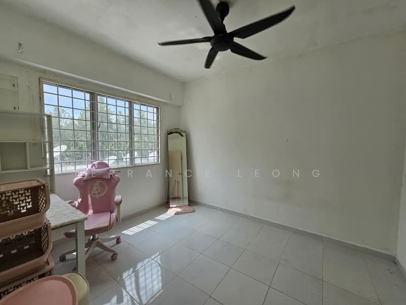 Pangsapuri untuk Disewa di Cemara - Terrance Leong - Bedroom - PropertyGuru.com.my
