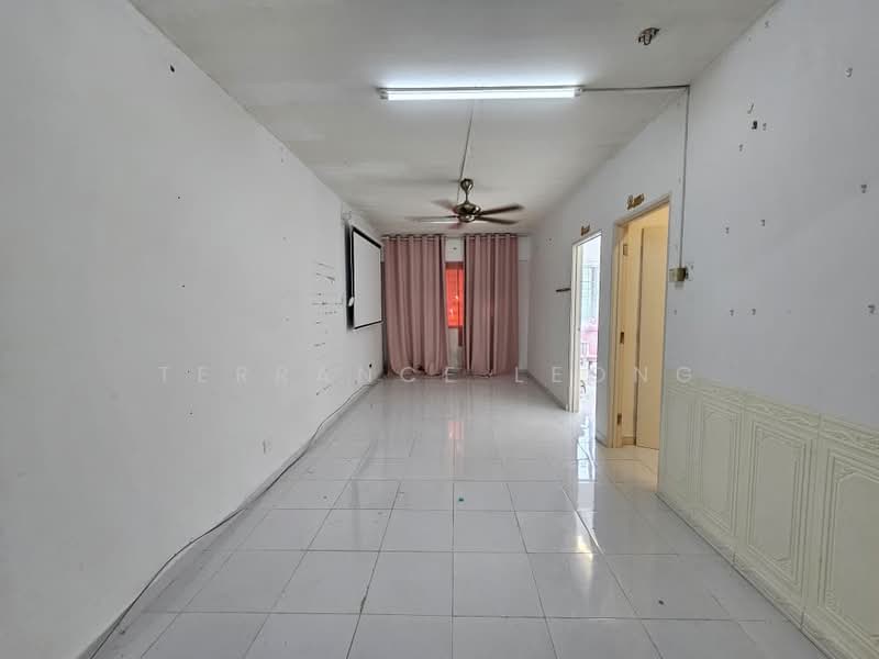 Pangsapuri untuk Disewa di Cemara - Terrance Leong - Living Room - PropertyGuru.com.my