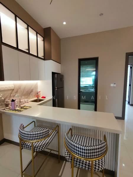 Condominium for Sale at Isle of Kamares - Azlin Ismail - Kitchen - PropertyGuru.com.my
