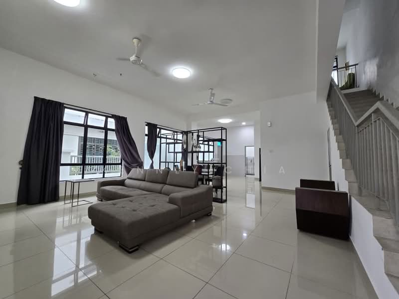 Cluster House for Rent in Johor Bahru (Johor) - Kennly Chia - Living Room - PropertyGuru.com.my