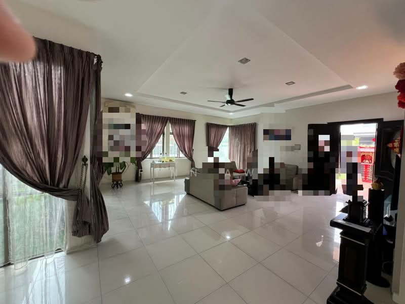 Bungalow for Sale in Taman Permas Indah (Masai) - Finn Aw - Living Room - PropertyGuru.com.my