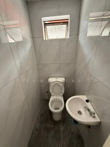 Rumah Teres 2 Tingkat untuk Dijual di Taman Johor Jaya (Johor Bahru) - Lewis Tai - PropertyGuru.com.my