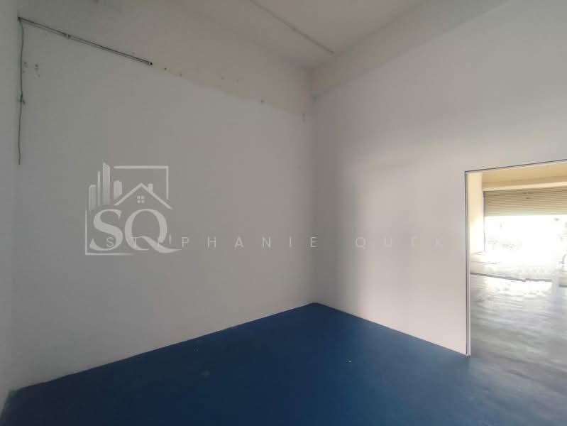 Shop for Rent in Pelabuhan Klang (Selangor) - Stephanie Quek - Interior - PropertyGuru.com.my