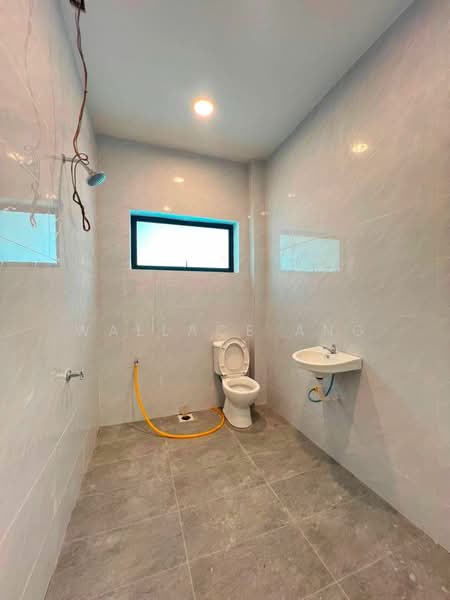 Semi-Detached House for Sale in Kampung Bahru (Johor Bahru) - Wallace Ang - Bathroom - PropertyGuru.com.my