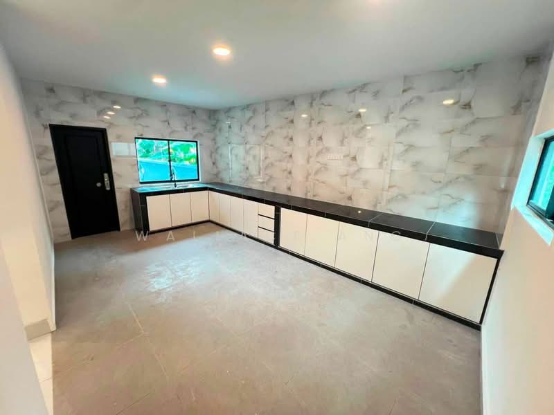 Semi-Detached House for Sale in Kampung Bahru (Johor Bahru) - Wallace Ang - PropertyGuru.com.my