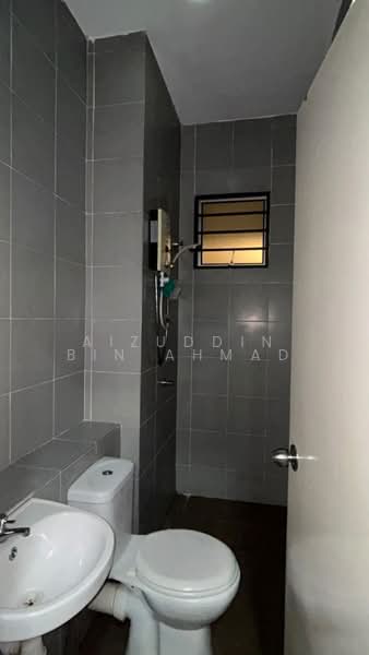 Kondominium untuk Disewa di Residensi Adelia - Aizuddin bin Ahmad - Bathroom - PropertyGuru.com.my