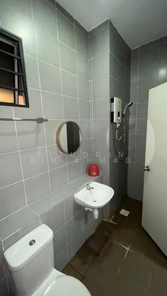 Kondominium untuk Disewa di Residensi Adelia - Aizuddin bin Ahmad - Bathroom - PropertyGuru.com.my
