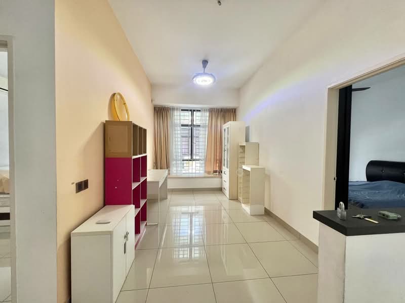 Rumah Kluster untuk Dijual di Taman Setia Indah (Tebrau) - Bee Ng - Living Room - PropertyGuru.com.my