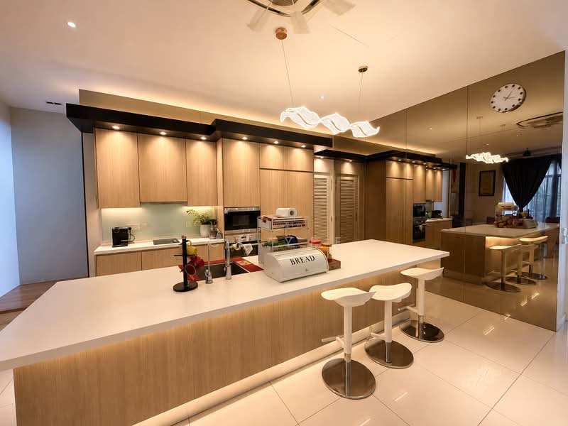 3-storey Terraced House for Sale in Serdang (Seri Kembangan) - CK Yee - Kitchen - PropertyGuru.com.my