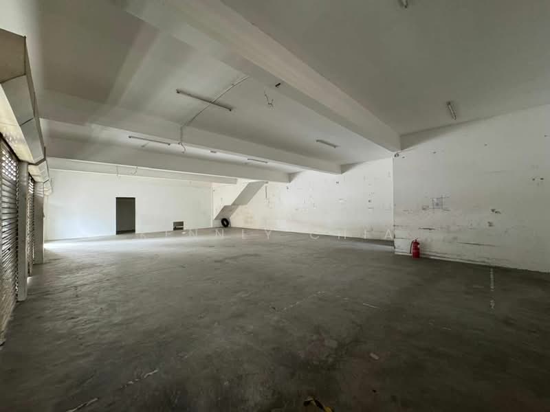 Shop for Rent in Bandar Cemerlang (Ulu Tiram) - Kennly Chia - Interior - PropertyGuru.com.my